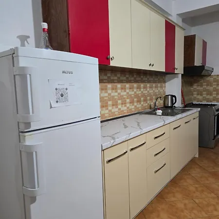 Charming Τίρανα